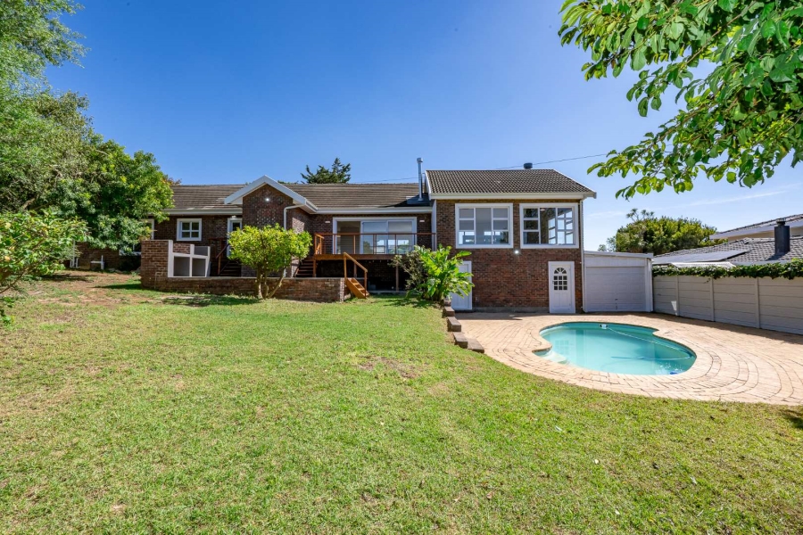 4 Bedroom Property for Sale in Welgemoed Western Cape